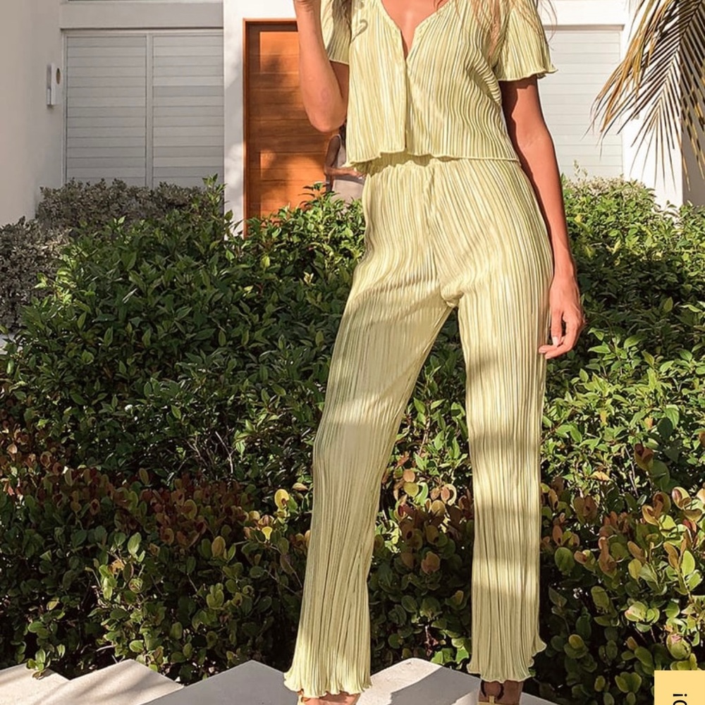 NWT Lulu’s Under the Palms set